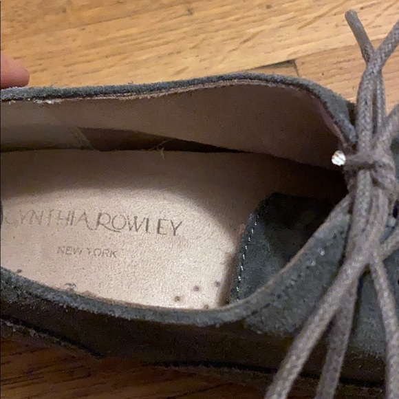 Cynthia Rowley Gray Suede Wingtip Oxfords - Picture 3 of 4